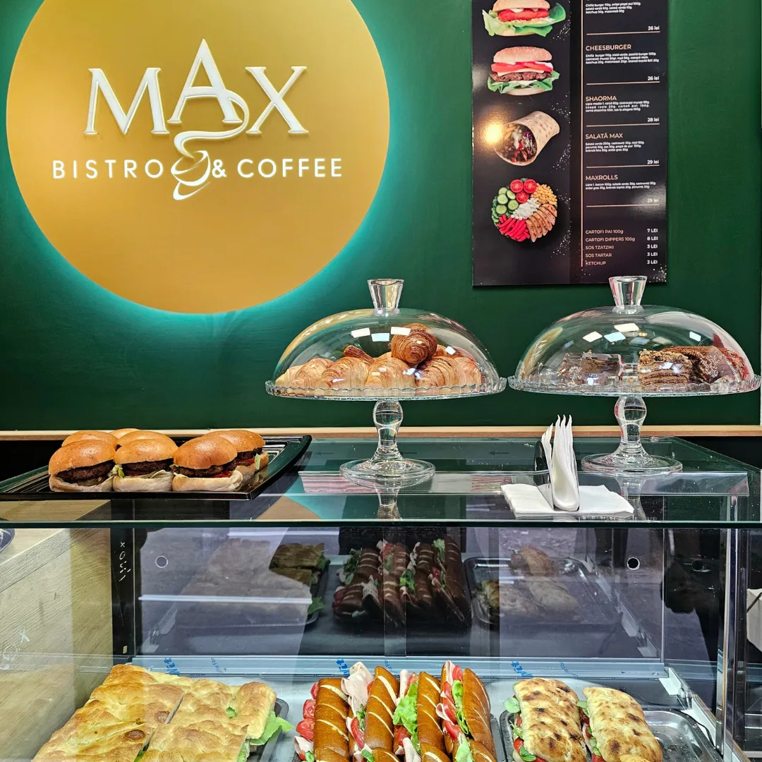 Max Bistro & Coffee